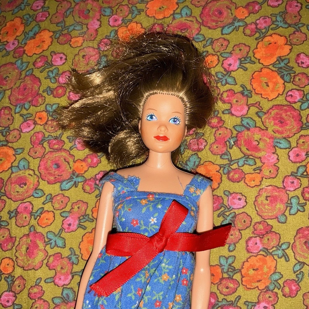 Vintage Barbie The Heart Family Mom Doll Mattel 1986‎ 80s Floral Dress